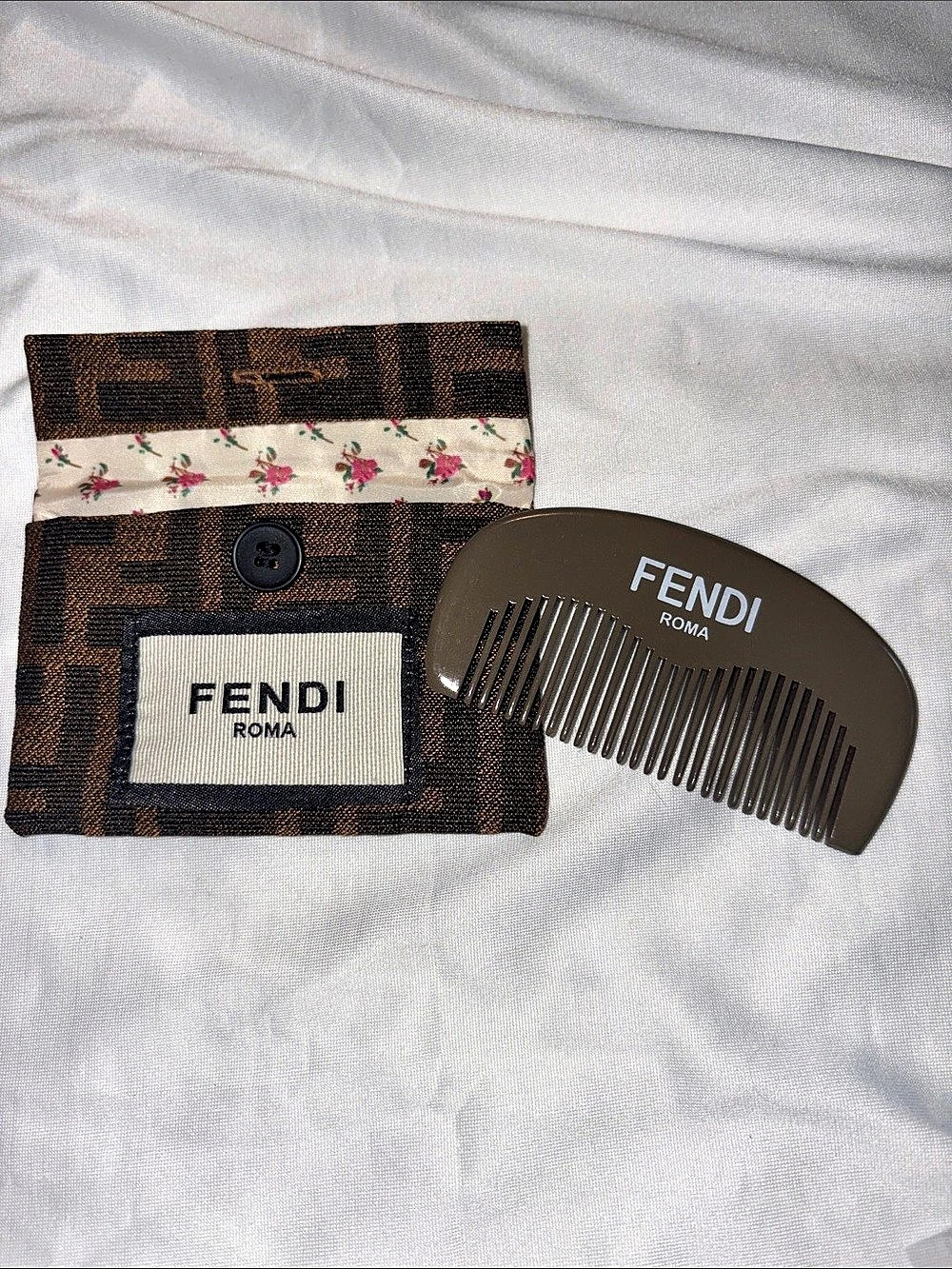 Inspired Print Comb with Pouch & Pouch in Brown